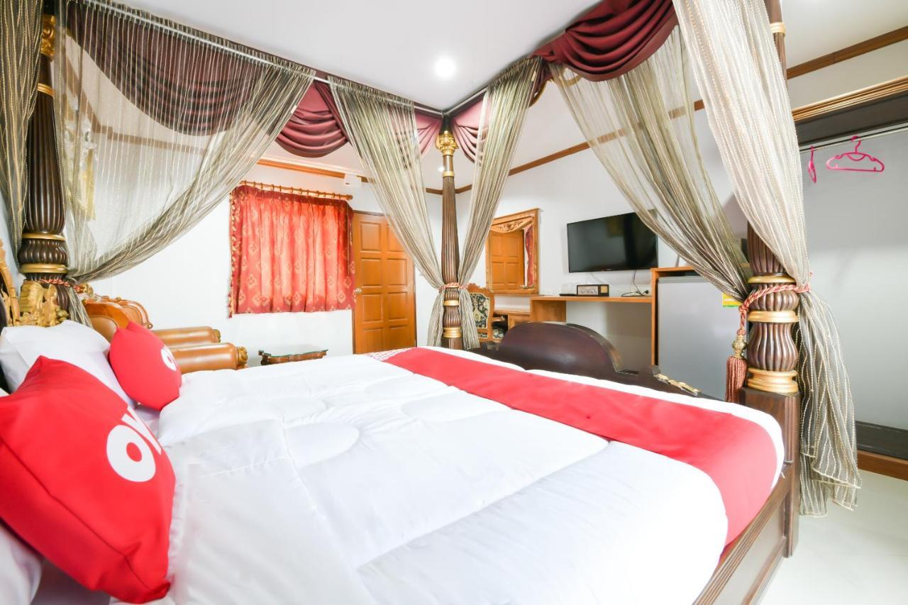 Oyo 549 Maesri Resort Pattaja Kültér fotó