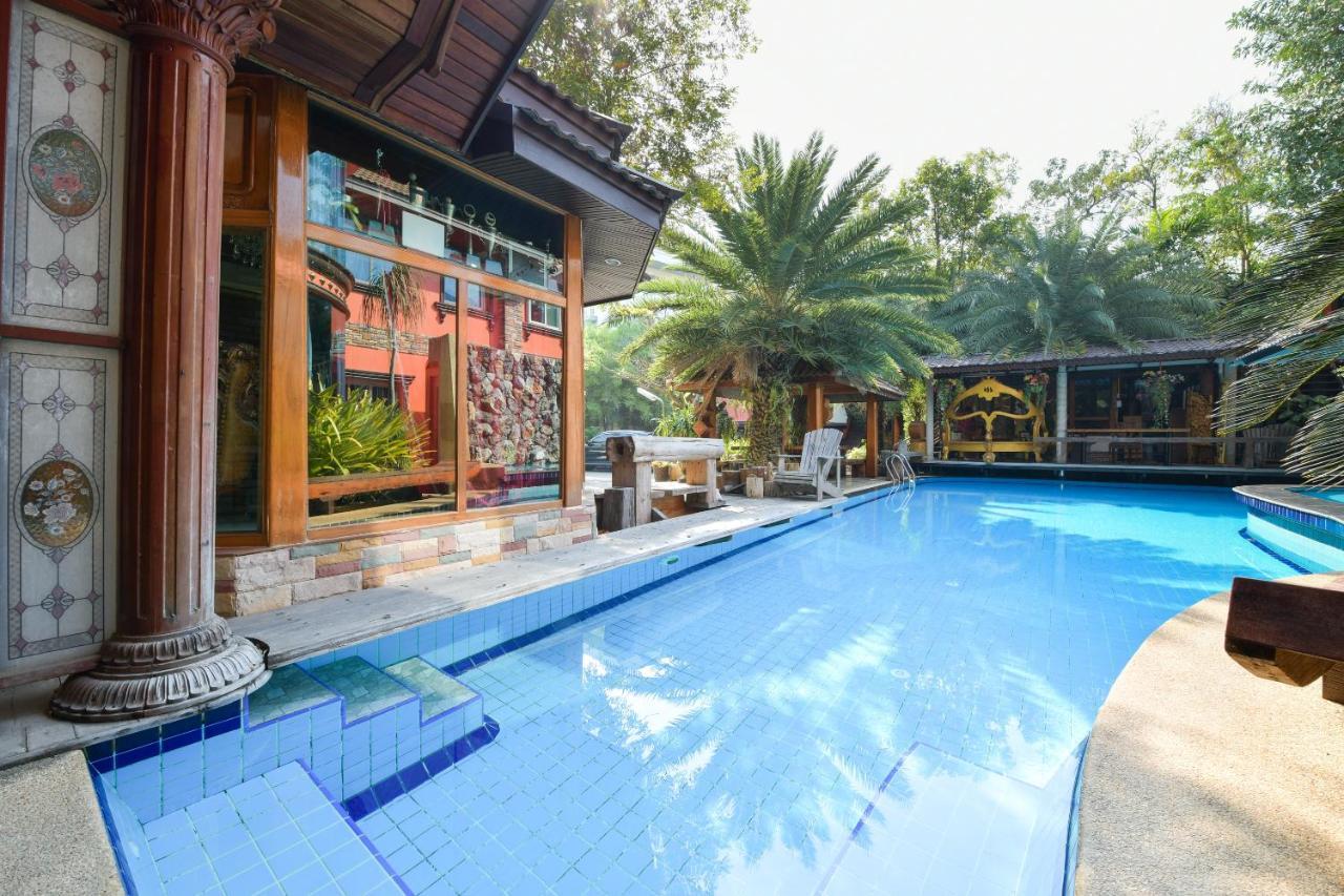 Oyo 549 Maesri Resort Pattaja Kültér fotó