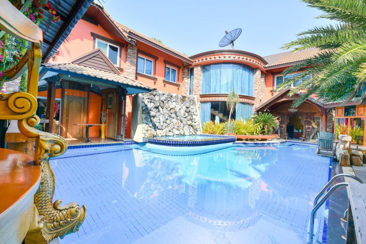 Oyo 549 Maesri Resort Pattaja Kültér fotó