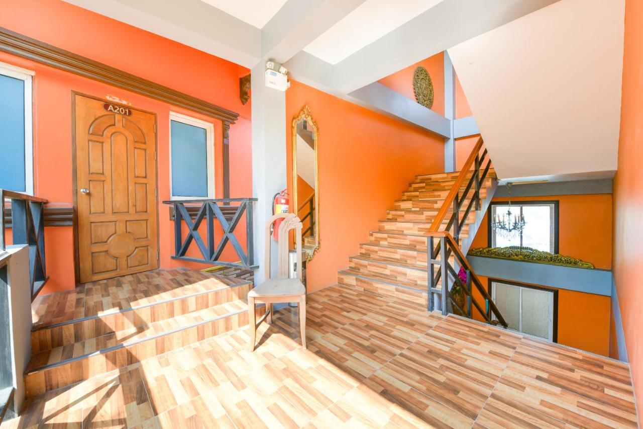 Oyo 549 Maesri Resort Pattaja Kültér fotó